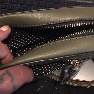 vEGAN OLIVE GREEN OVER THE SHOULDER BAG